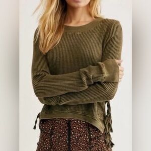 Free People One Cropped Interlaken Thermal Knit Side Tie Olive Boho size medium